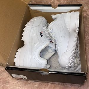Brand new fila size 8 1/2